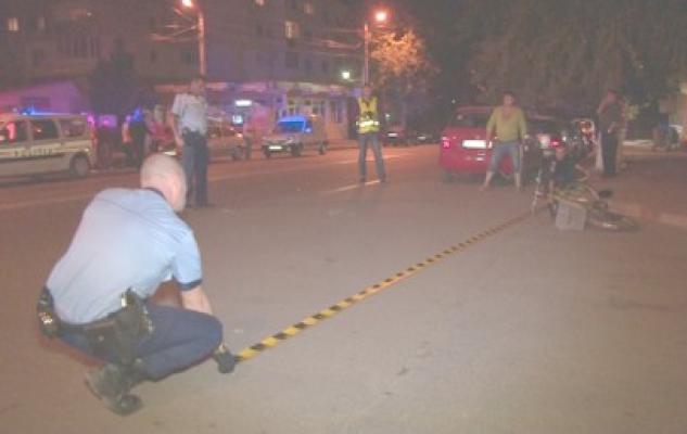 Tânărul care a accidentat un biciclist şi a fugit, arestat preventiv în lipsă